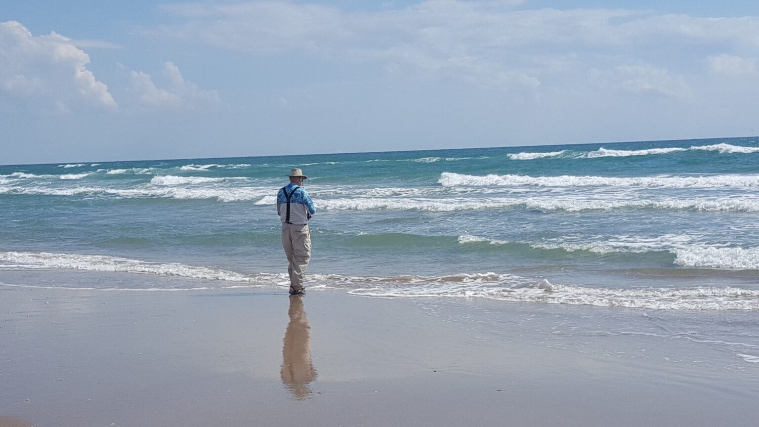 Surf Fishing with Lures/Artificials 2020 exciting and fast action