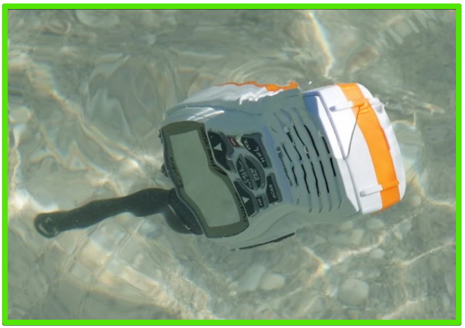 Cobra handheld marine radio floating - Cobra marine radios review